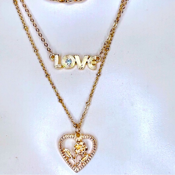 Gold plated love 💗 rose 🥀 heart layered necklace figaro chain - Picture 3 of 3
